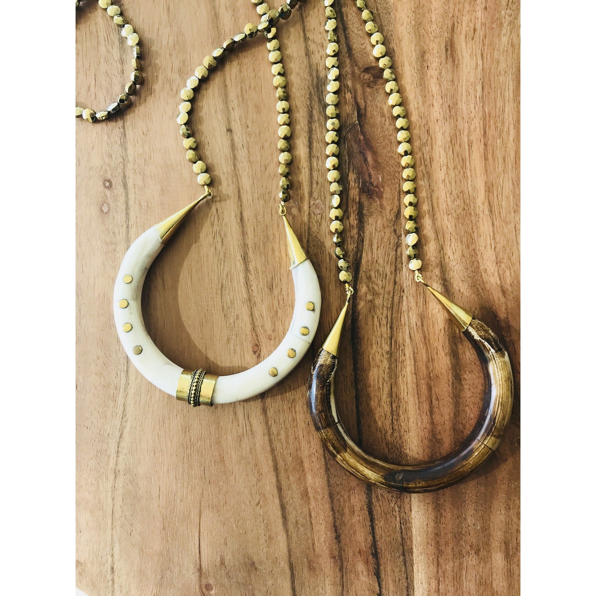 [RECTO] / ☆ SHOEHORN NECKLACE / VINTAGE BROWN Vintage DeLizza & Elster (D & E, Juliana) Brown Topaz